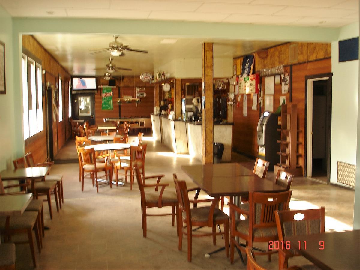 Simpson Hotel Εξωτερικό φωτογραφία